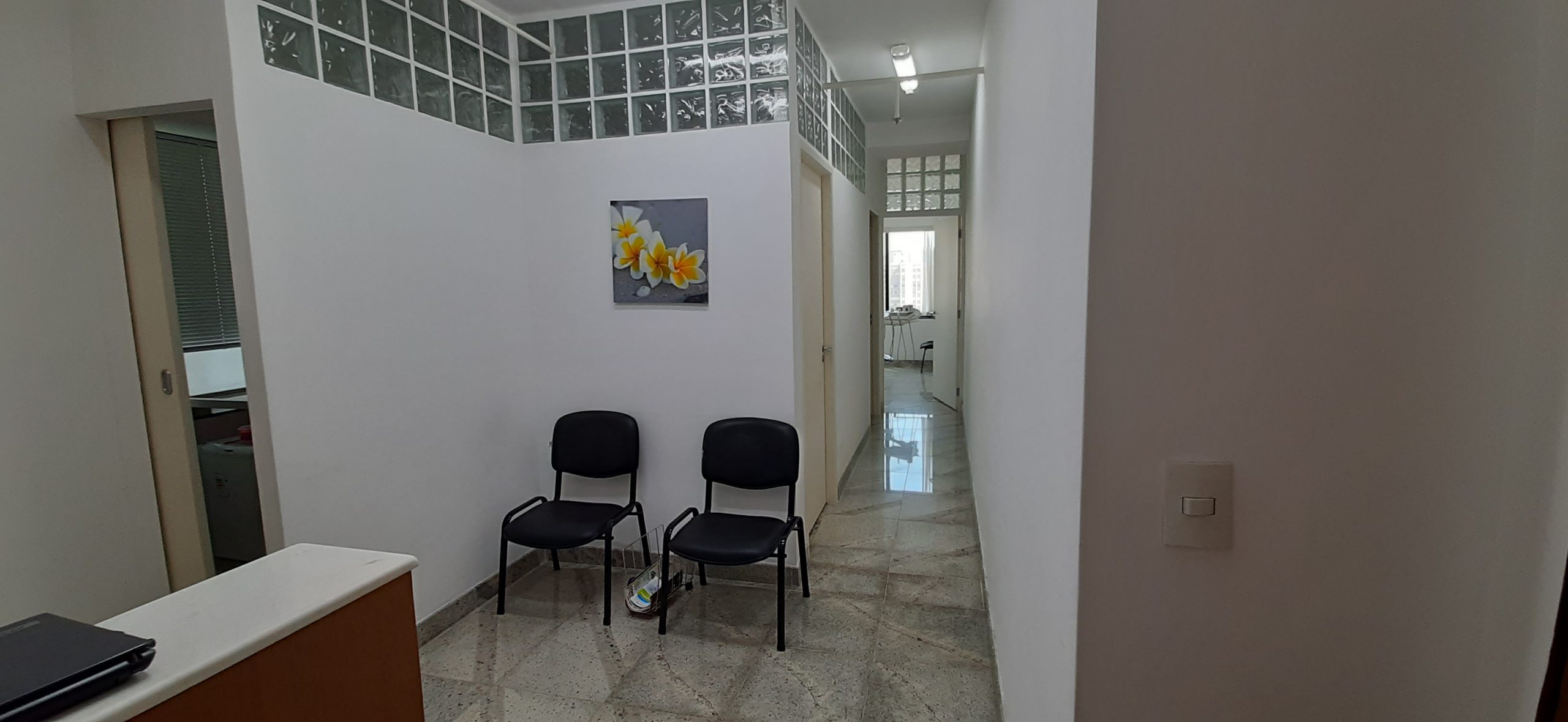 Sala de Espera - Dra. Carolina Wu Odontologia